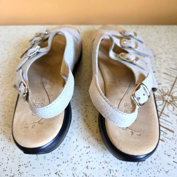 SAS Light Tan Leather Sandals with Buckles - Picture 6 of 12
